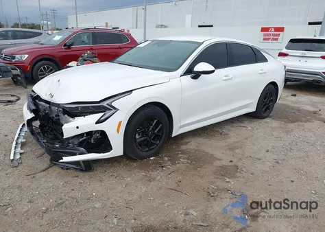 2026 Kia K5 Lxs Fwd z USA, uszkodzony, nr VIN KNAG24J70T5398732